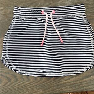 Girls Striped Black and White Skort with Pink Drawstring, side and back pockets